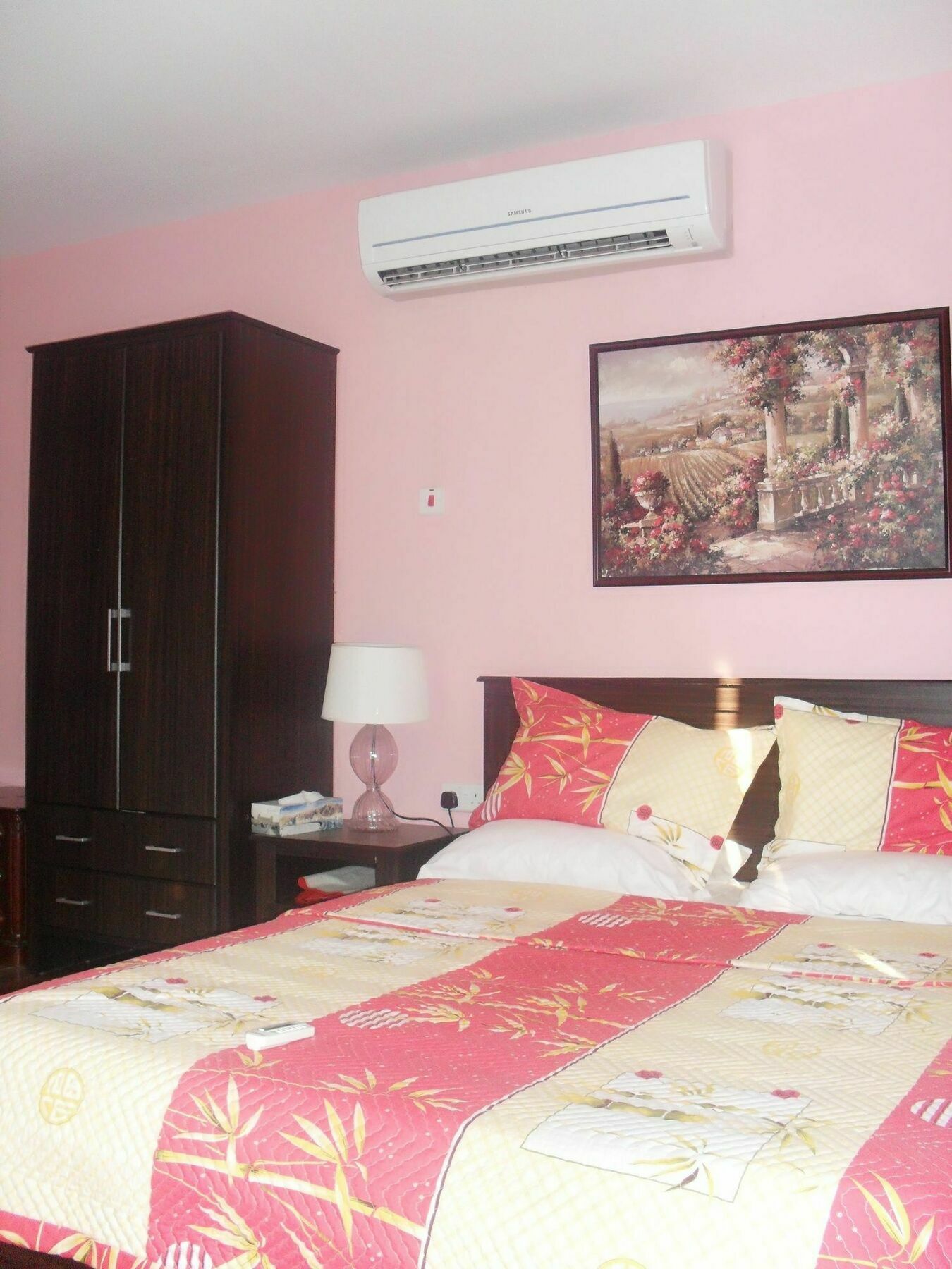 Garden Roomz Oman マスカット エクステリア 写真